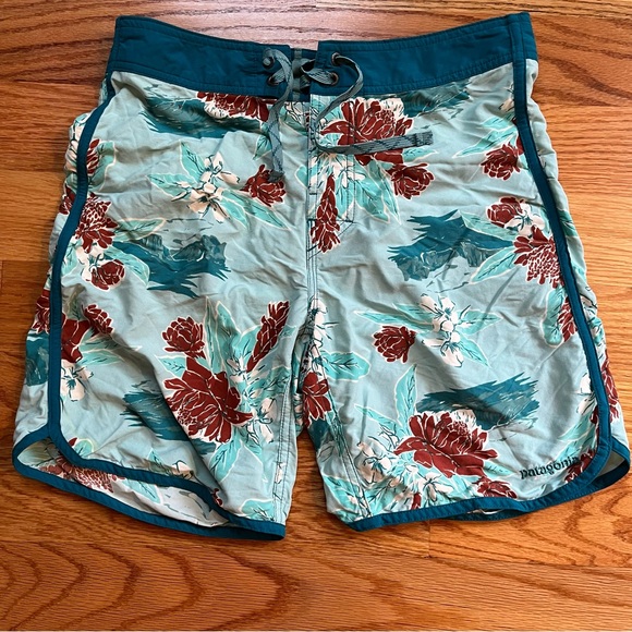 Patagonia island floral print board shorts size 30 - Picture 1 of 6